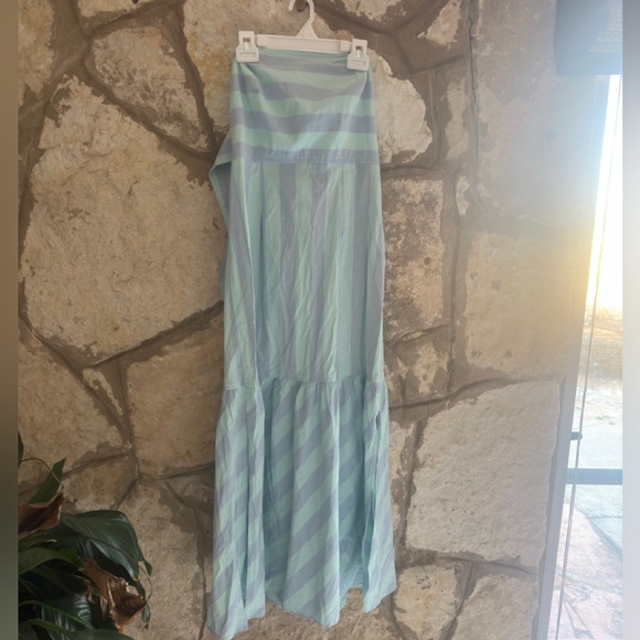 FINLEY WYATT STRAPLESS RUGBY STRIPE DRESS - Picture 5 of 6